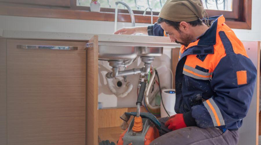 Professional expert plumbing services in Holy Cross, IA